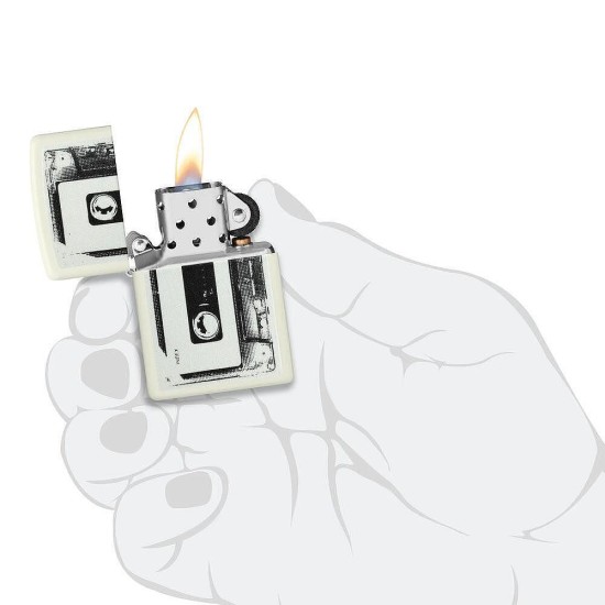 Запалка Zippo - Glowing Cassette Tape Design