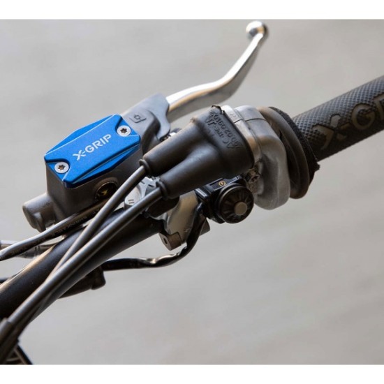 Капак за помпата на съединител/спирачка X-Grip Braktec Gas Gas EC/EC-F 21-23; Husqvarna FE/TE 22-23 Червен